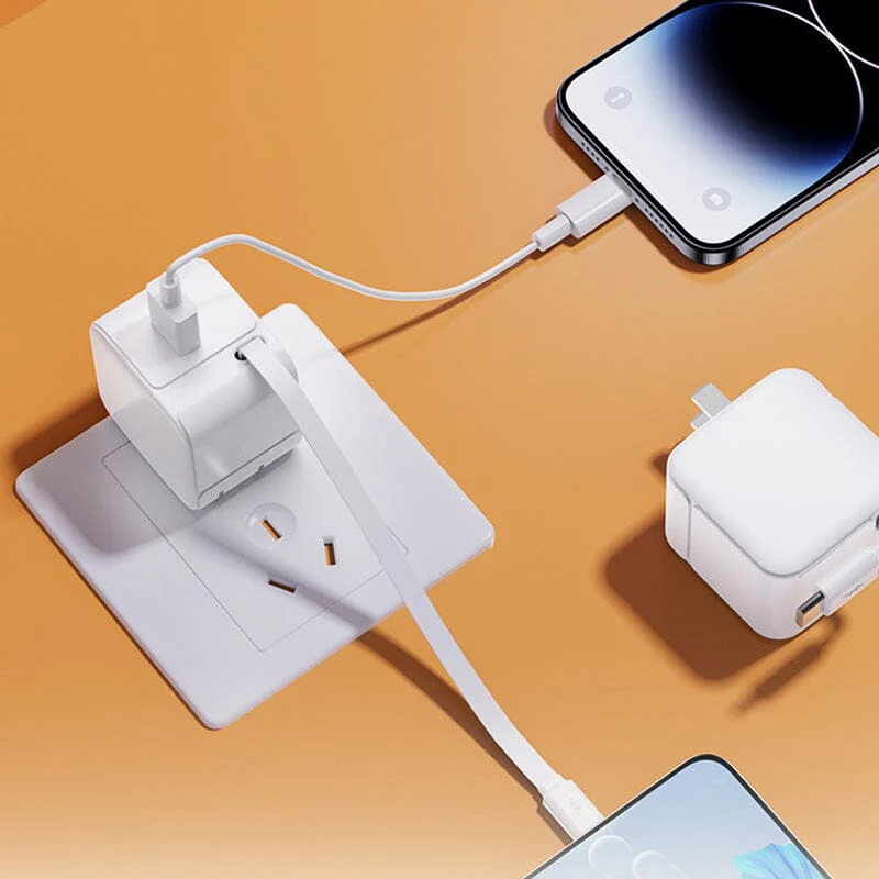 20W PD Fast USB Charger Block with Retractable Type-C Cable - Image 12