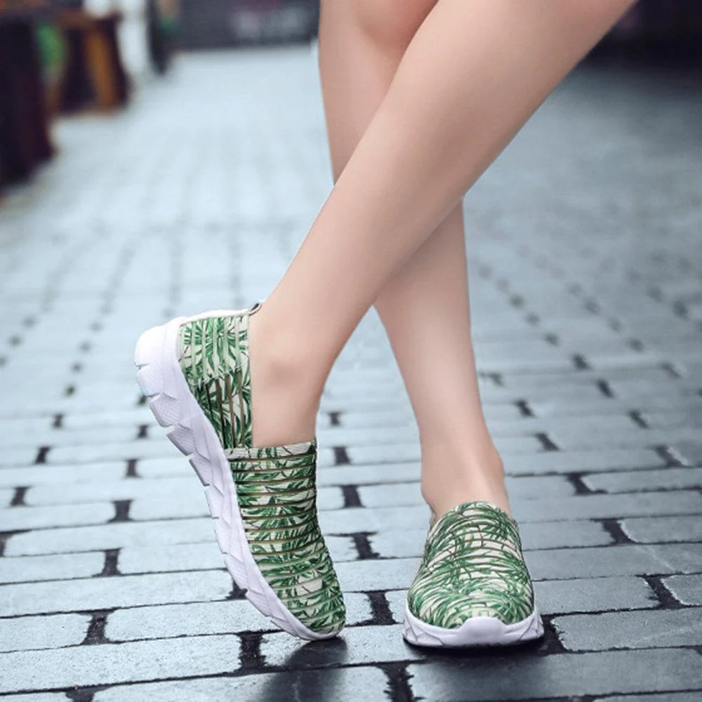 Breathable Hollow Mesh Sneakers - Image 11