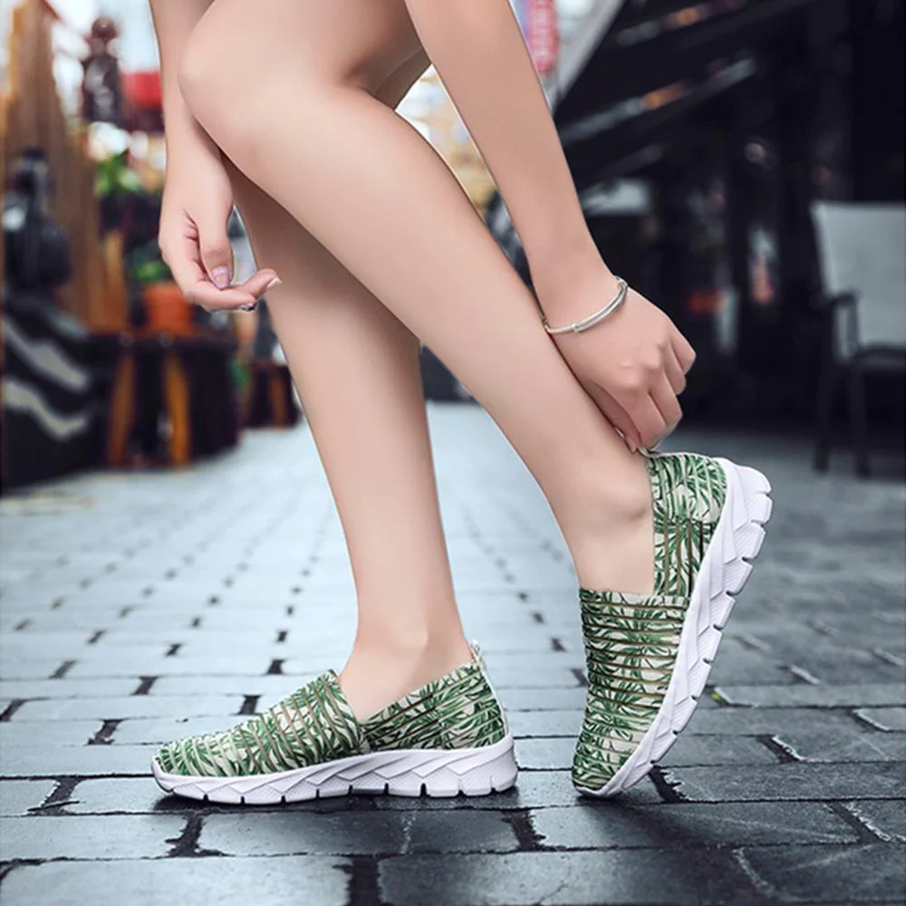 Breathable Hollow Mesh Sneakers - Image 4