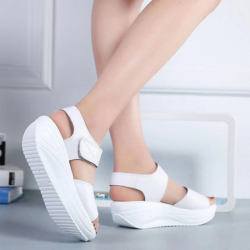 Comfortable Platform Wedge Sandal With Style - Image 7