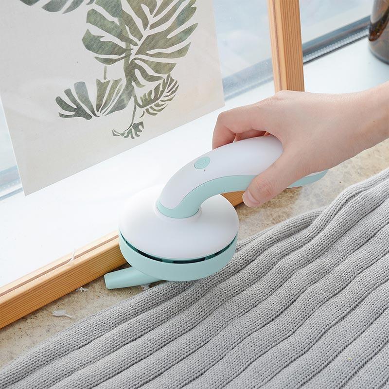 Cordless Mini Vacuum - Image 4
