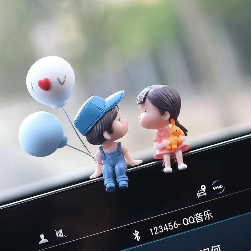 Cute Couple Car Ornament - Image 2