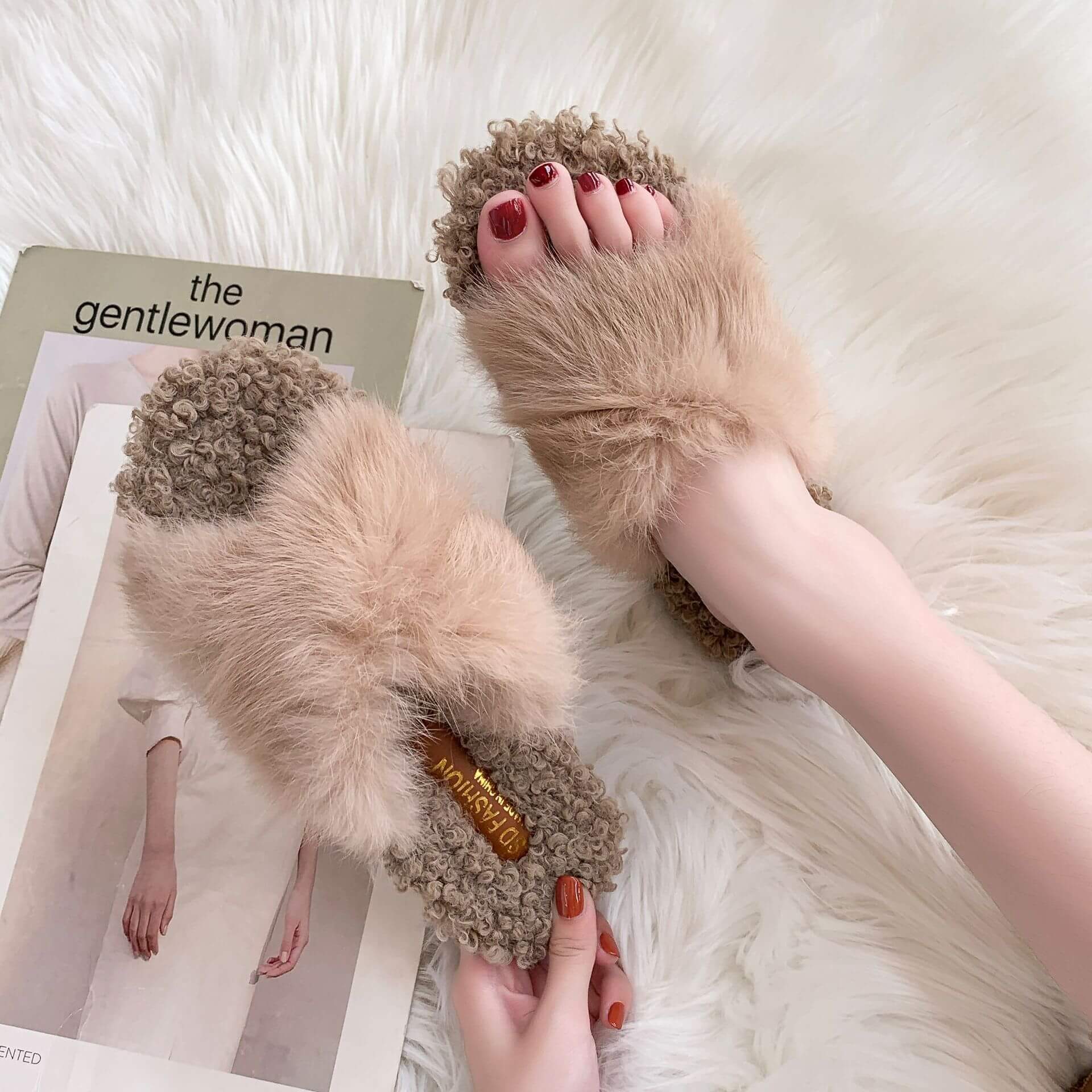 cute fluffy plush slippers - Image 6