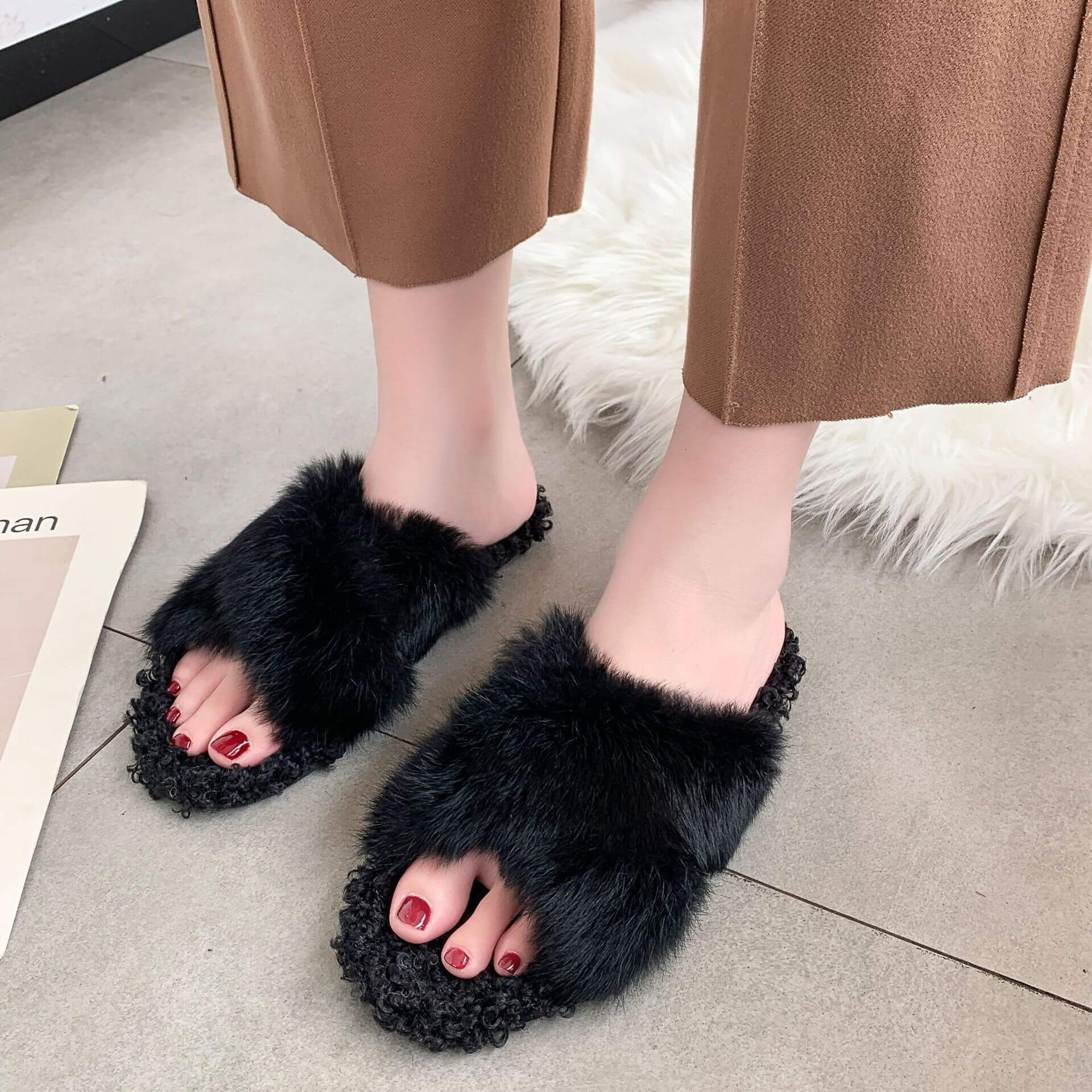 cute fluffy plush slippers - Image 7