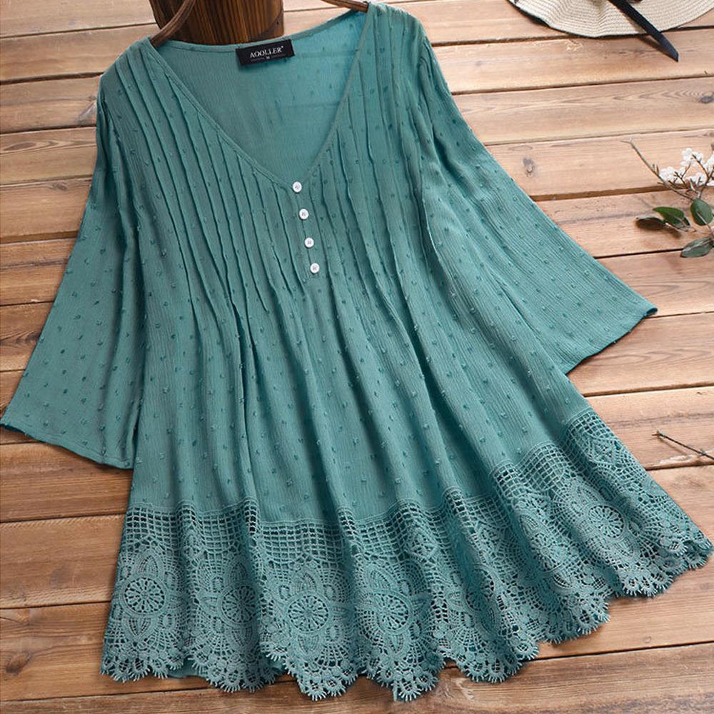 Jacquard Pleated Lace Hollow Out V-neck Plus Size Blouse - Image 3