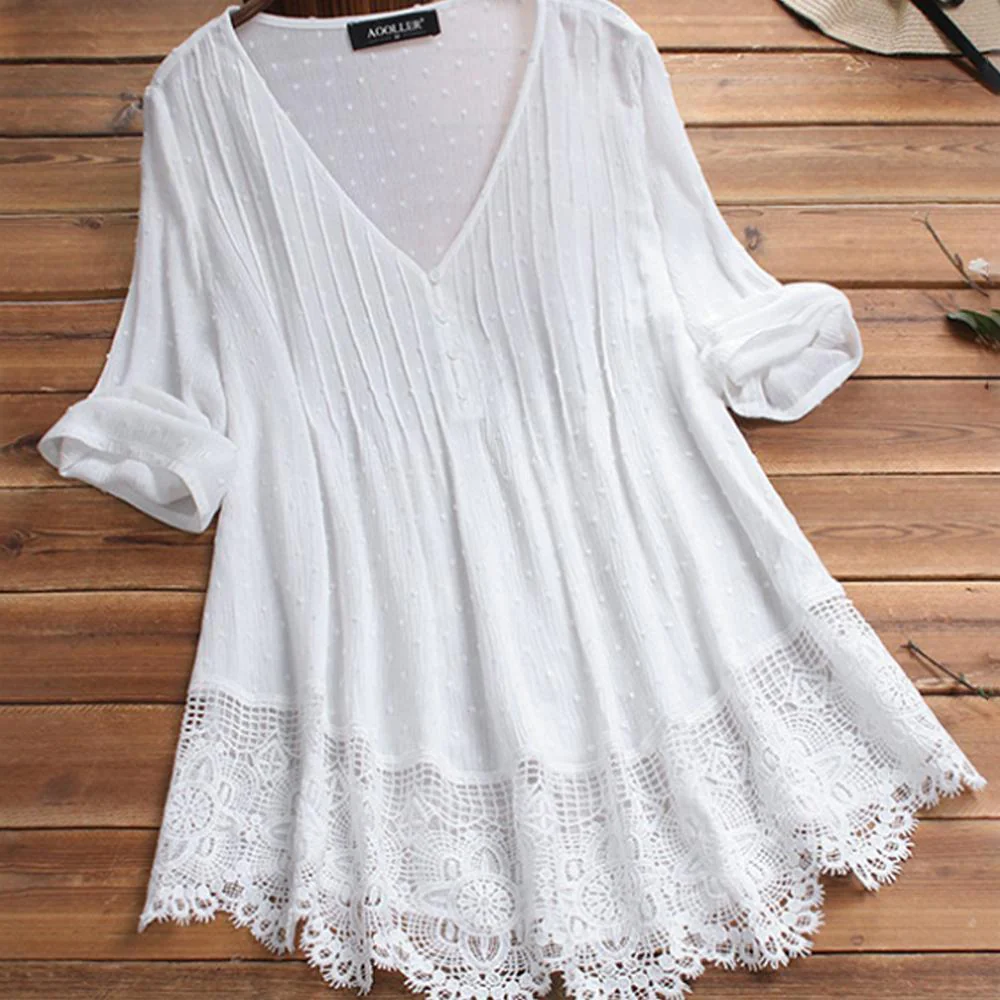Jacquard Pleated Lace Hollow Out V-neck Plus Size Blouse - Image 4