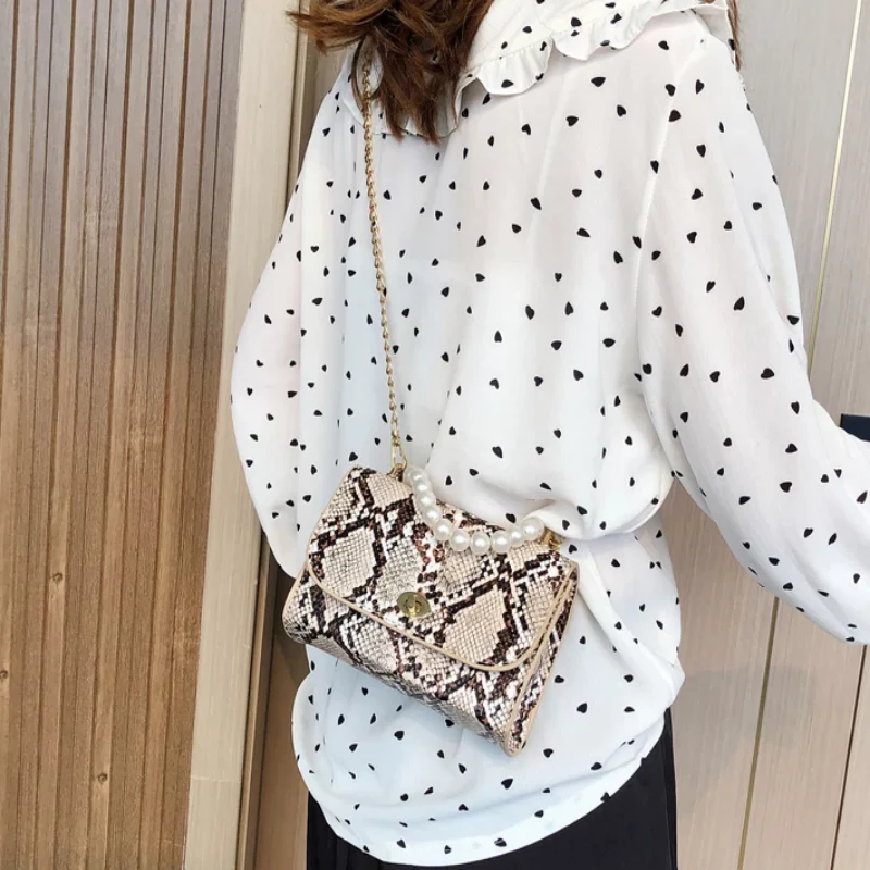 Luxury Designer Wild Serpentine Small Square Crossbody Bags - Image 3