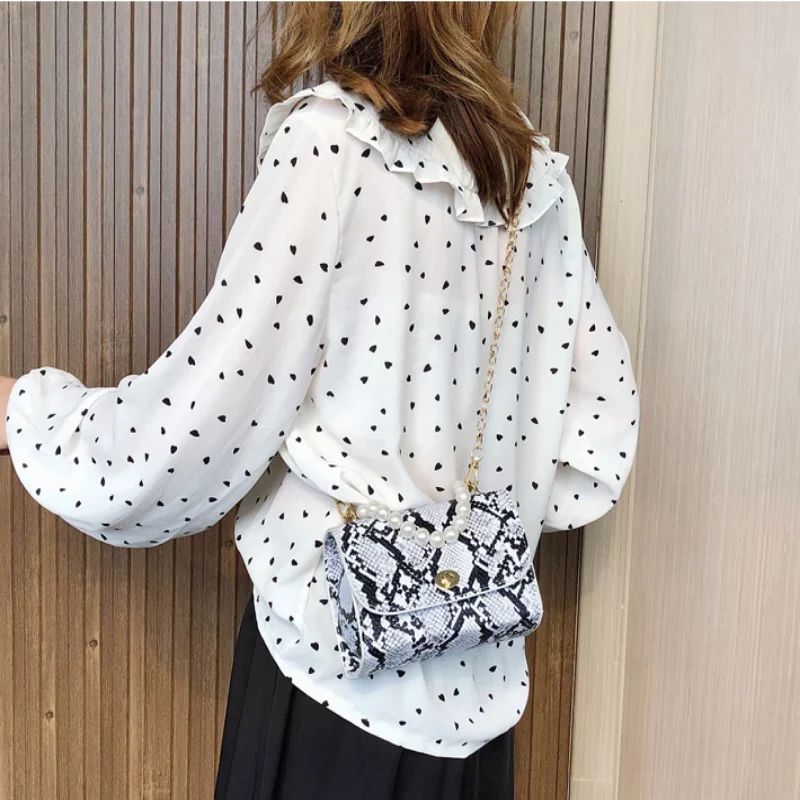 Luxury Designer Wild Serpentine Small Square Crossbody Bags - Image 6