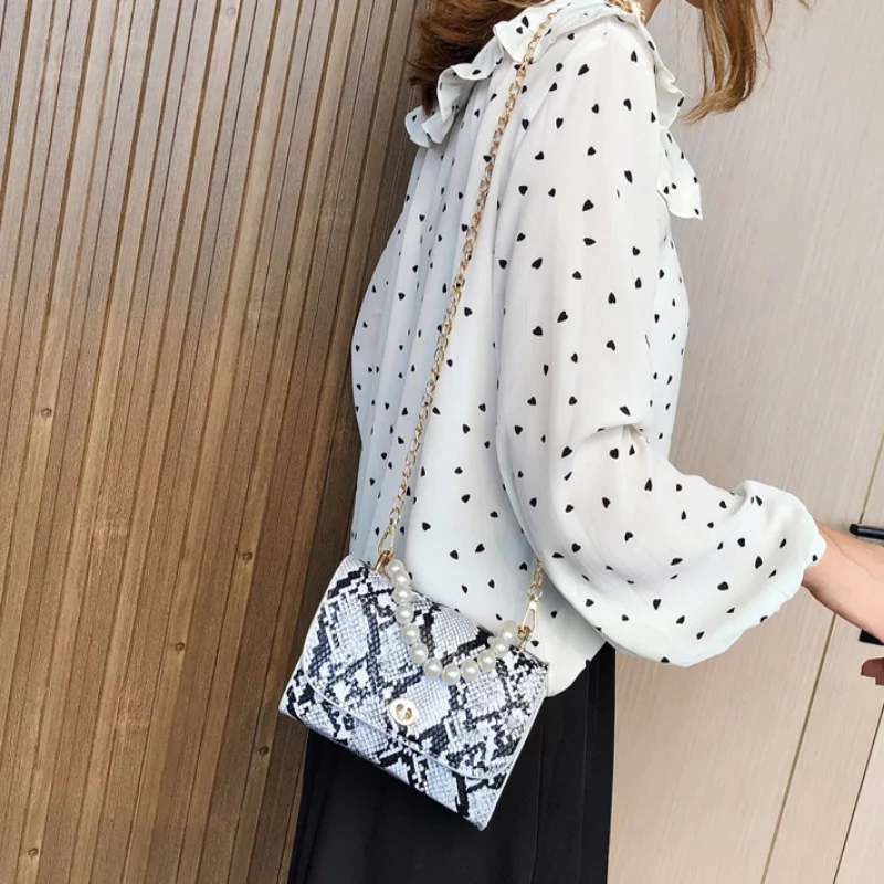 Luxury Designer Wild Serpentine Small Square Crossbody Bags - Image 7