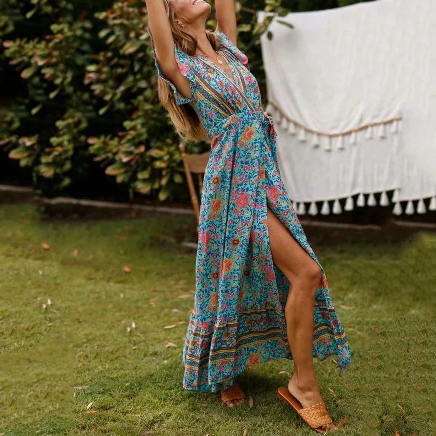 New Bohemian Big Pendulum V-Neck Beach Holiday Tie Printing Maxi Dresses.MC - Image 4