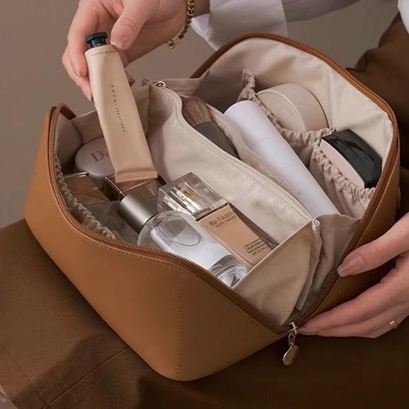 PU Portable Travel Cosmetic Storage Bag - Image 5