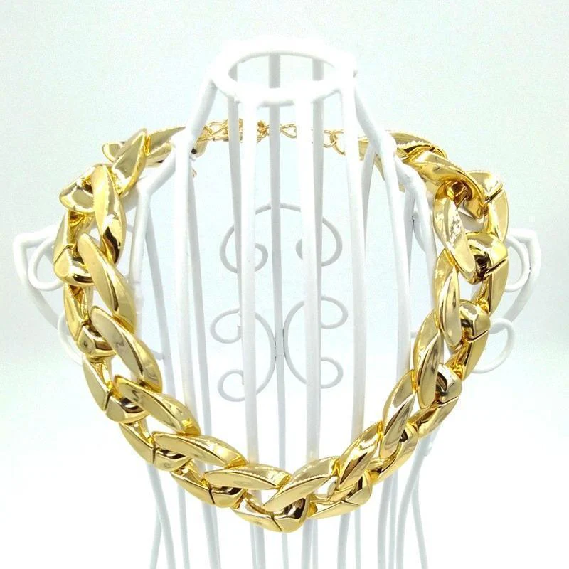 Thick Gold Chain Pets Safety Collar - Image 3