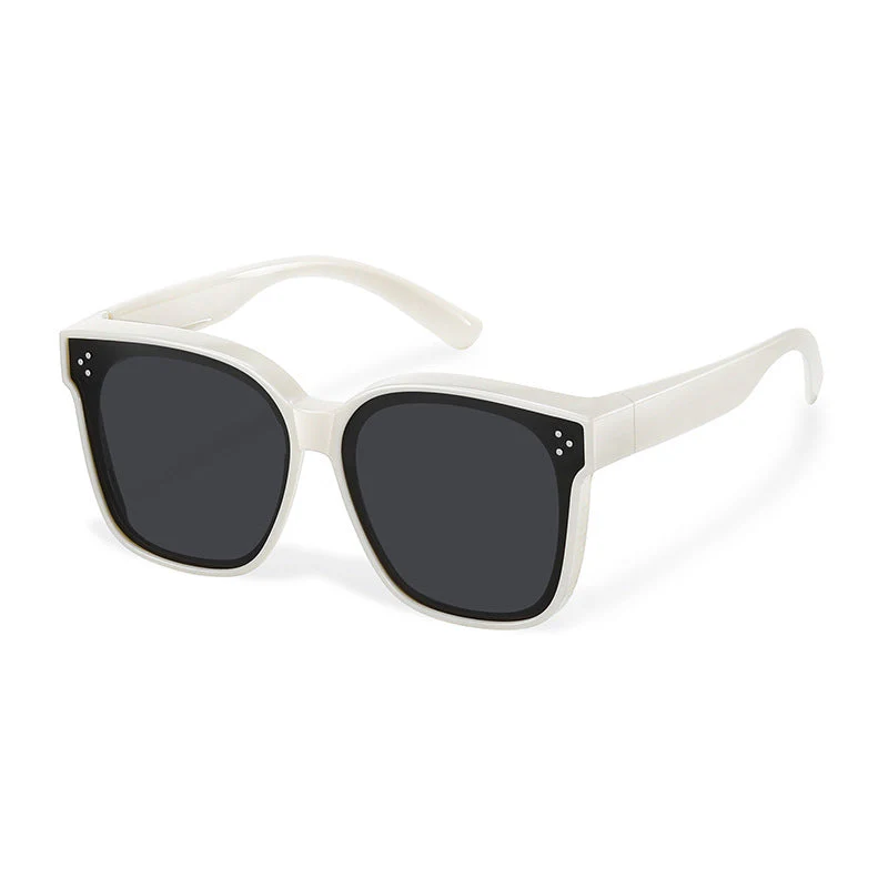 Universal Models Of Myopic Sunglasses - Image 21