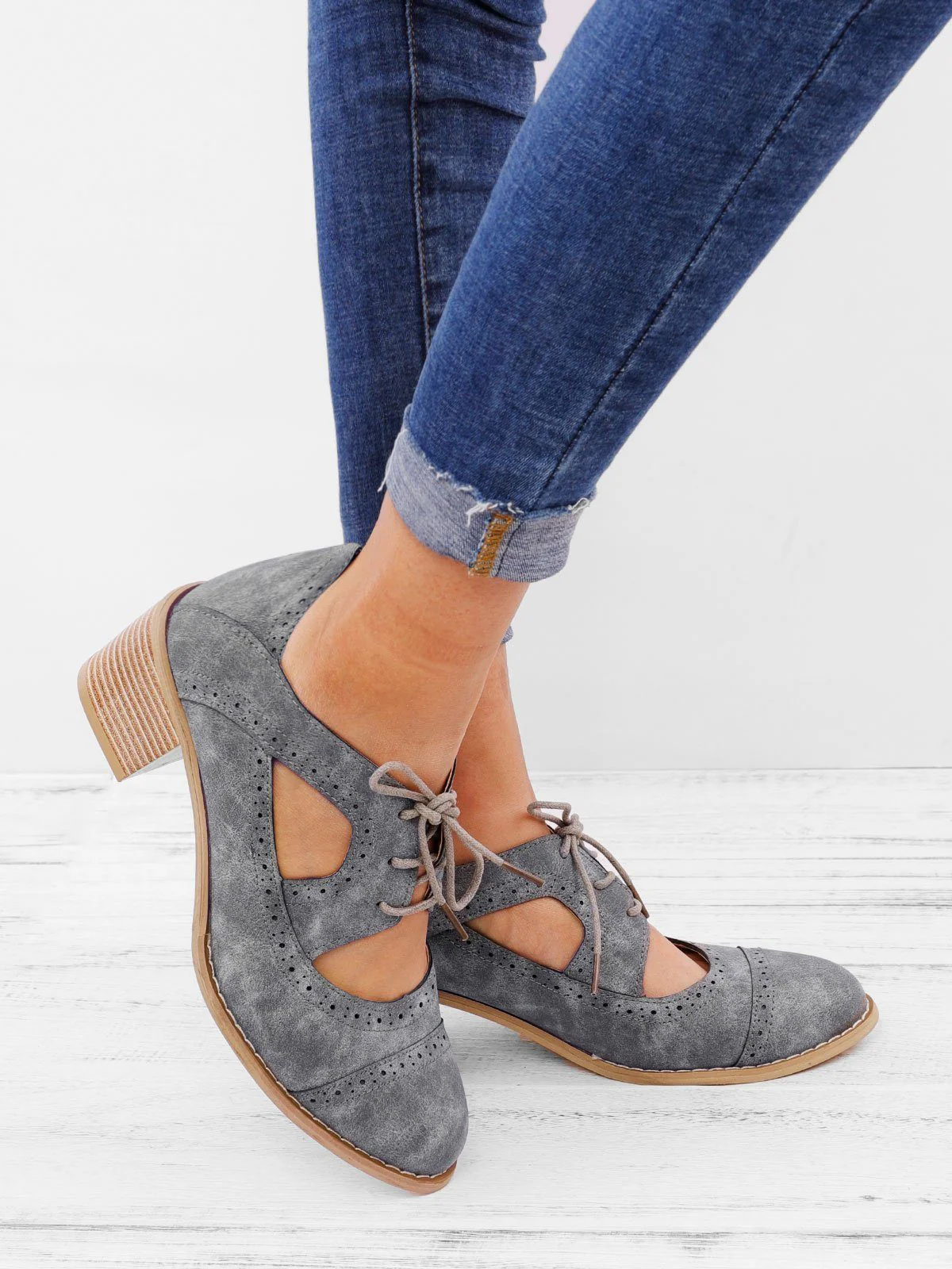 Women Cutout Lace-up Low Heel Daily Fashion Sandals - Image 4