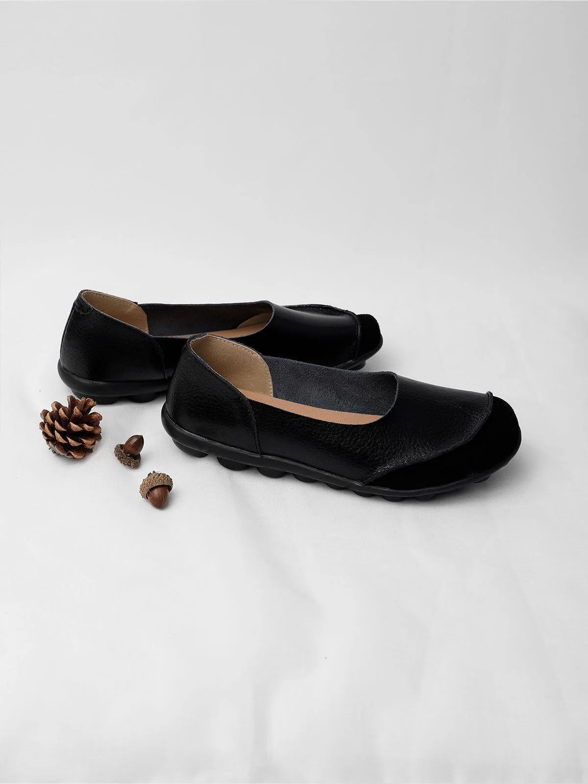 Women Large Size Split Leather Panel Flats - Image 12