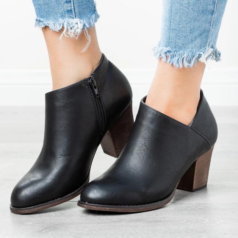 Women New Autumn Pointed Toe Casual Boots - Image 2