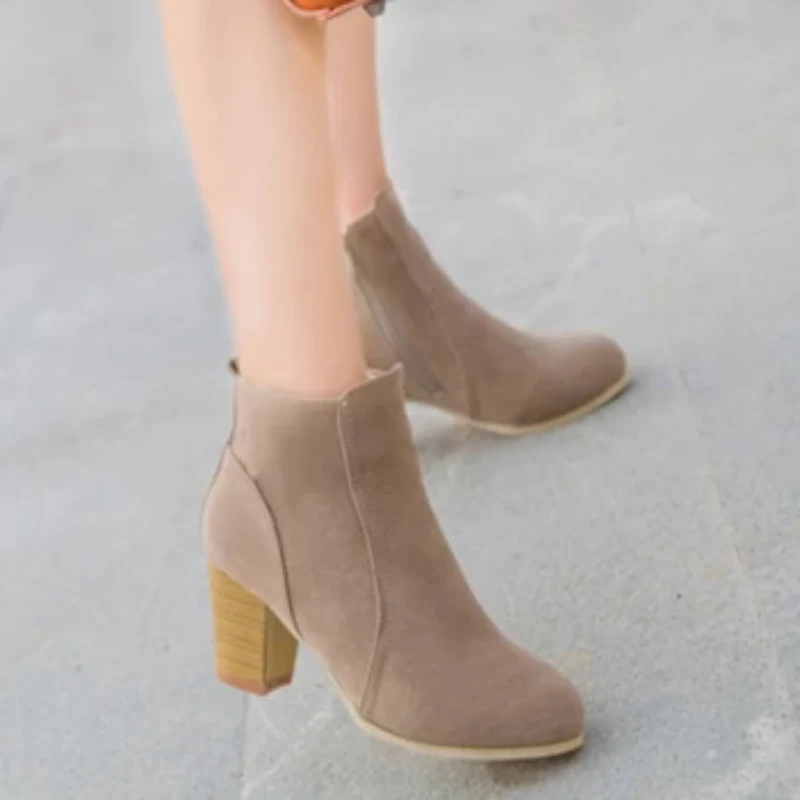 Women Party Western Stretch Fabric Boots - Image 5