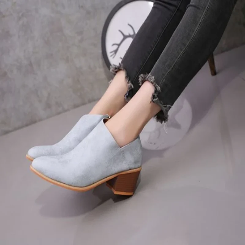 Women Retro High Heel Ankle Boots - Image 4