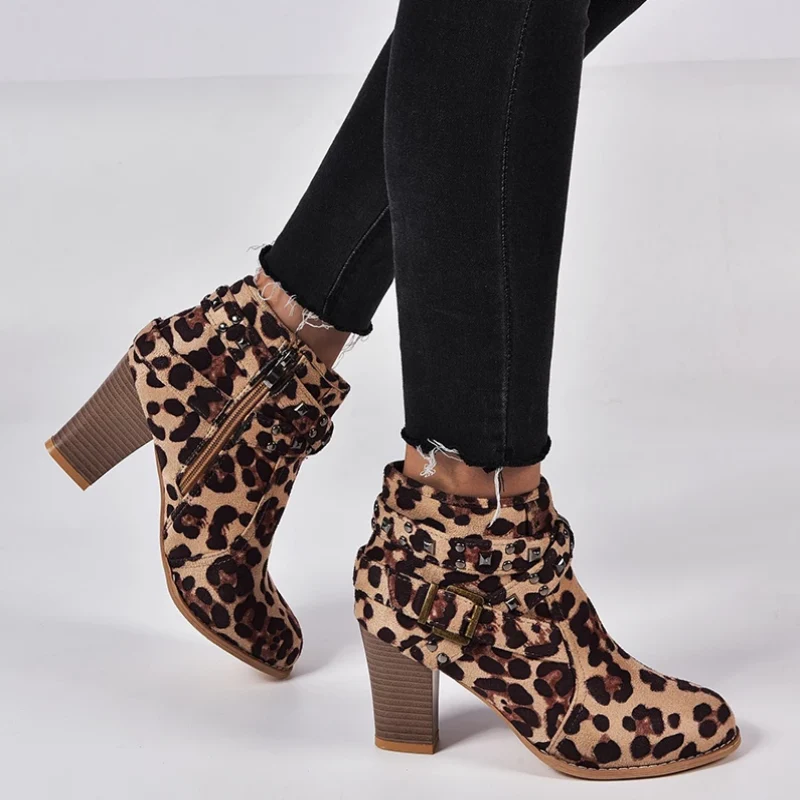 Women Round Toe Ankle Boots - Image 7